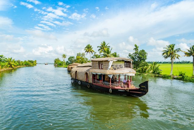 06 Nights / 07 Days Enchanting Kerala